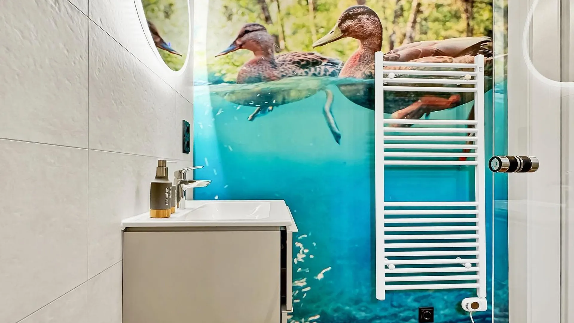 Cblue: Seeblick, Kamin, Wallbox, Natur Bentwisch 0*,  Deutschland